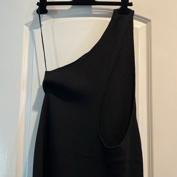 Pre-loved Bottega Venetta Black One shoulder dress Spring 2020 size 40 - Picture 7 of 9